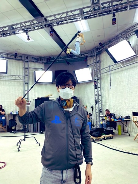 Норман Ридус, Эль Фаннинг и другие на свежих закулисных фото Death Stranding 2 Норман Ридус, Эль Фаннинг и другие на свежих закулисных фото Death Stranding 2