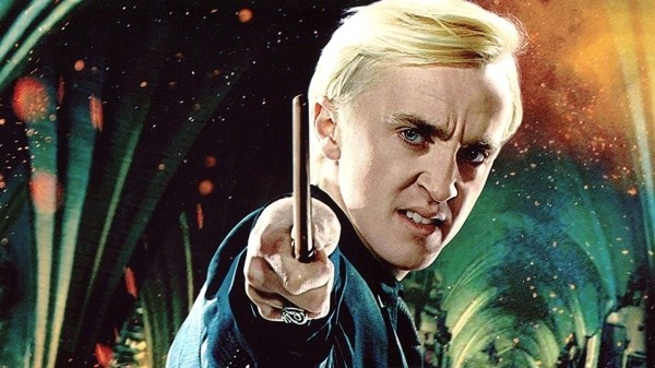 Авторы Hogwarts Legacy выпустили тизер со звездой фильмов о Гарри Поттере Авторы Hogwarts Legacy выпустили тизер со звездой фильмов о Гарри Поттере
