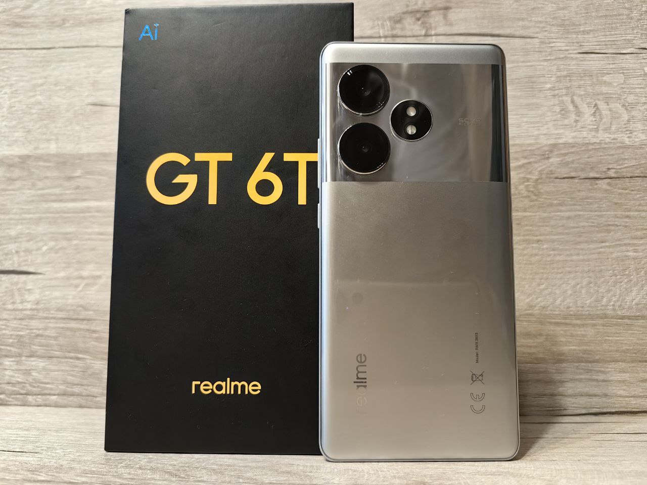 realme GT 6T