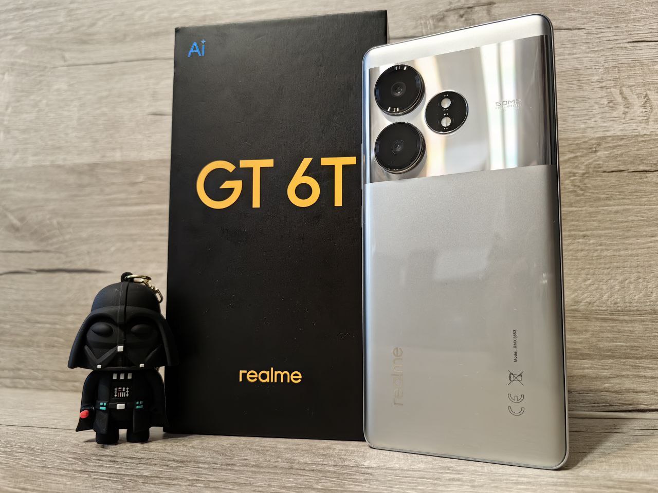 realme GT 6T
