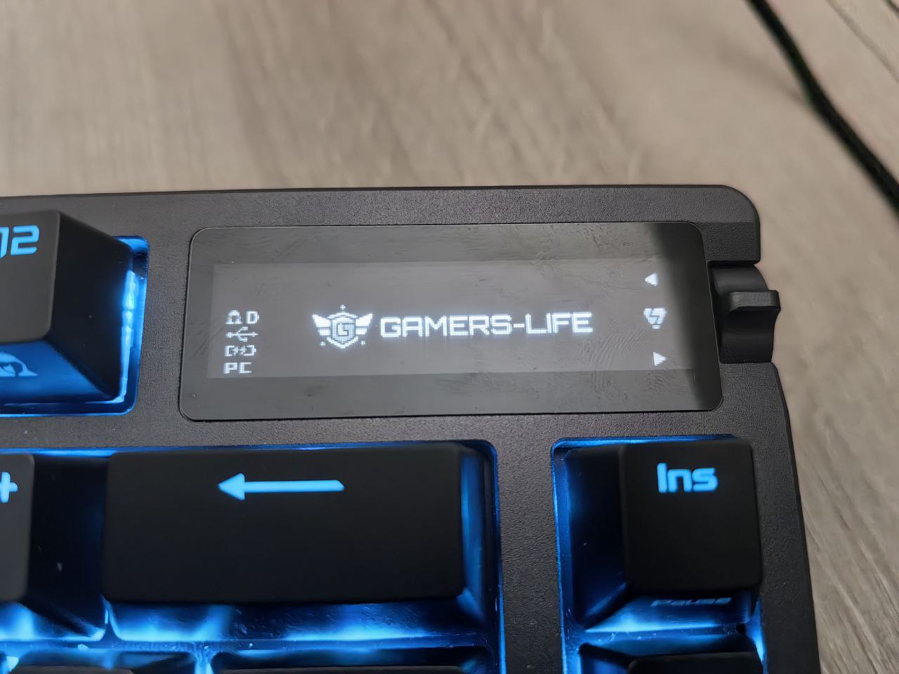 ASUS ROG AZOTH