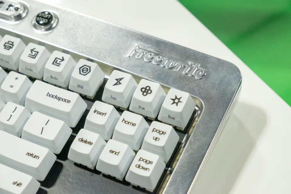 Freewrite Wordrunner