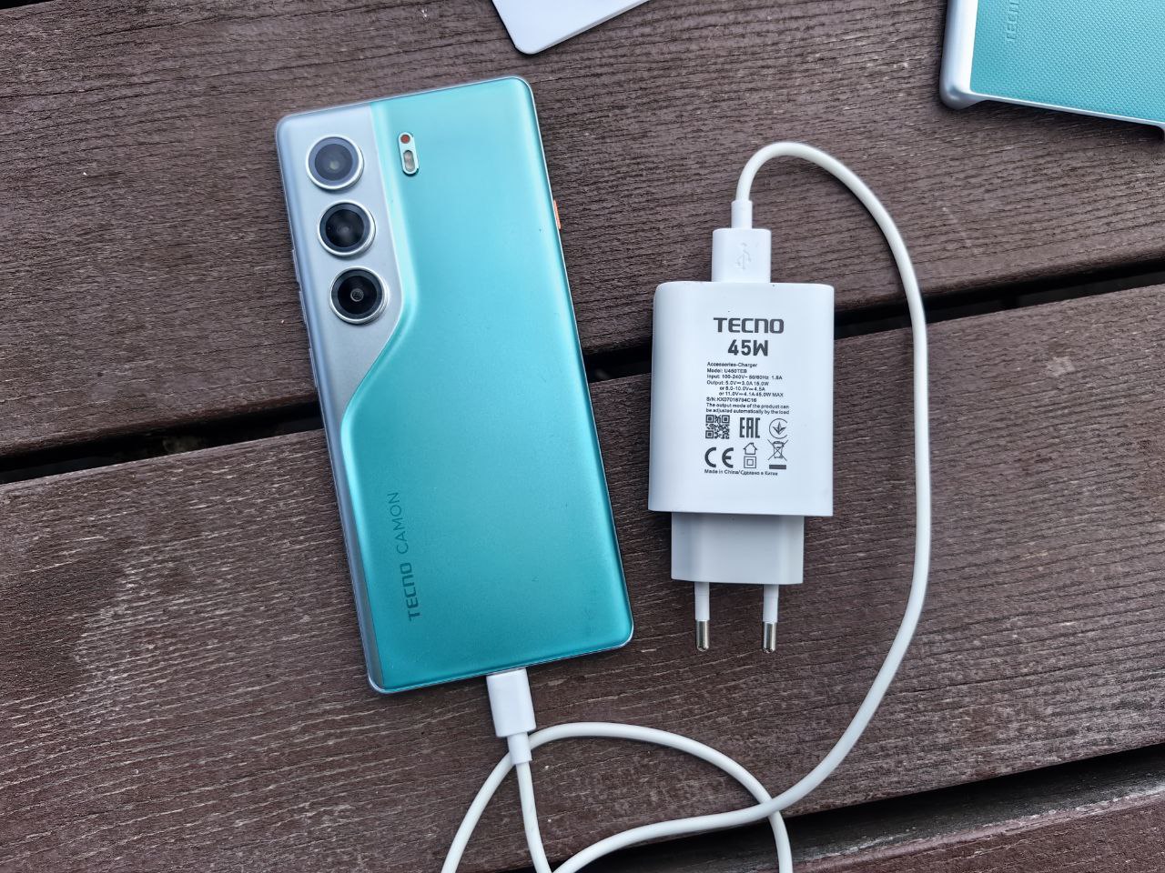 Обзор TECNO CAMON 40 Pro: мощь, ИИ и стиль
