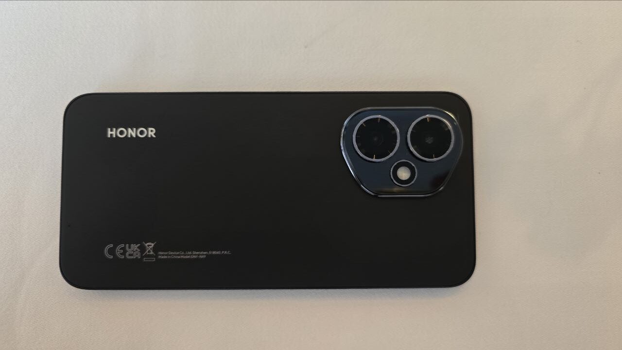 Обзор Honor 400