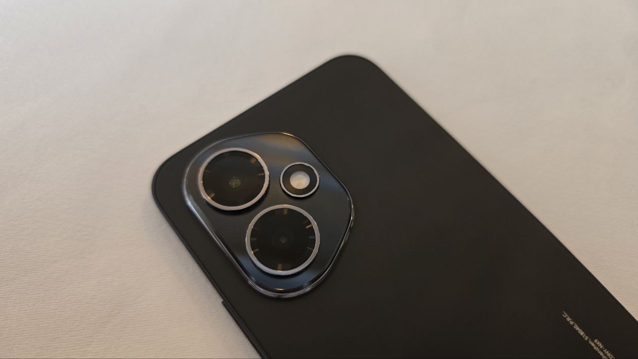 Обзор Honor 400