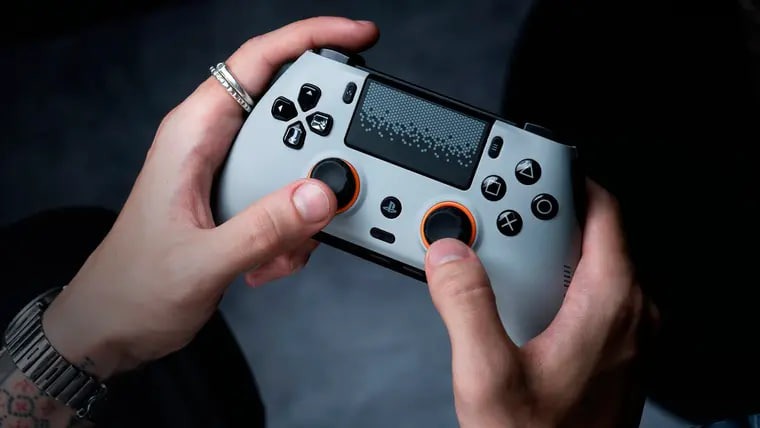 SCUF Omega