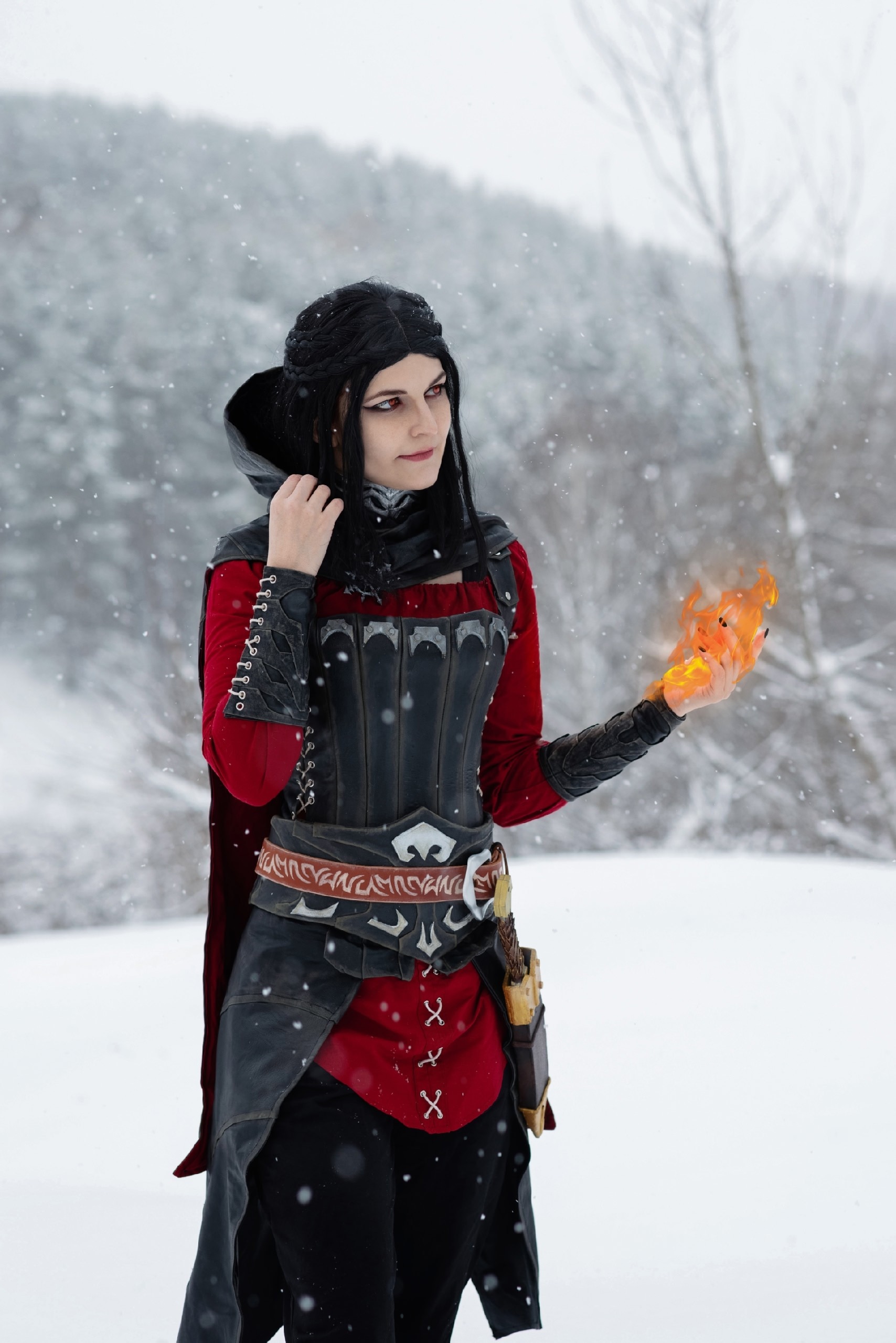 Серана из Skyrim: мрачный косплей вампирши