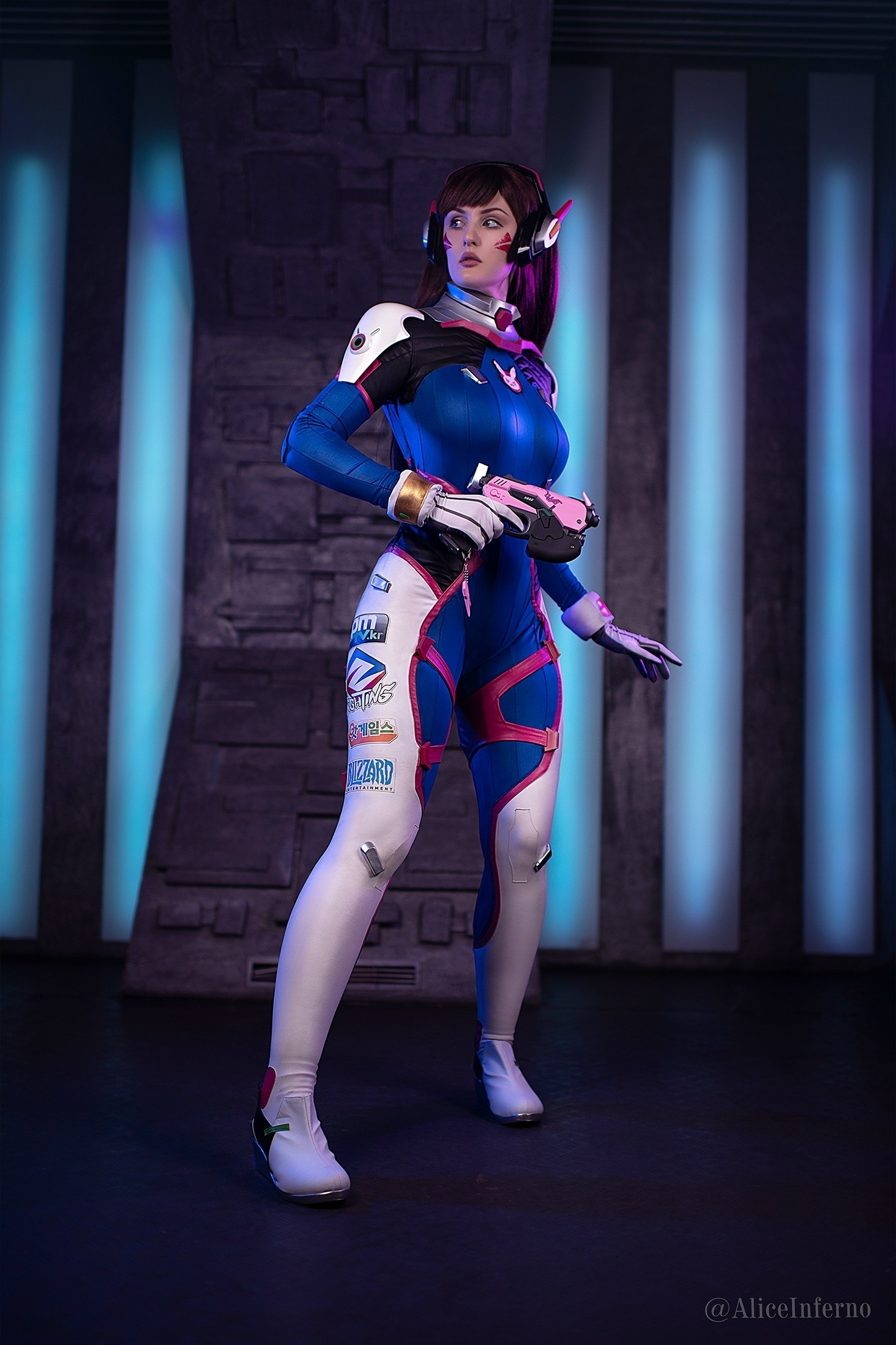 D.Va из Overwatch: косплей с вайбом победы
