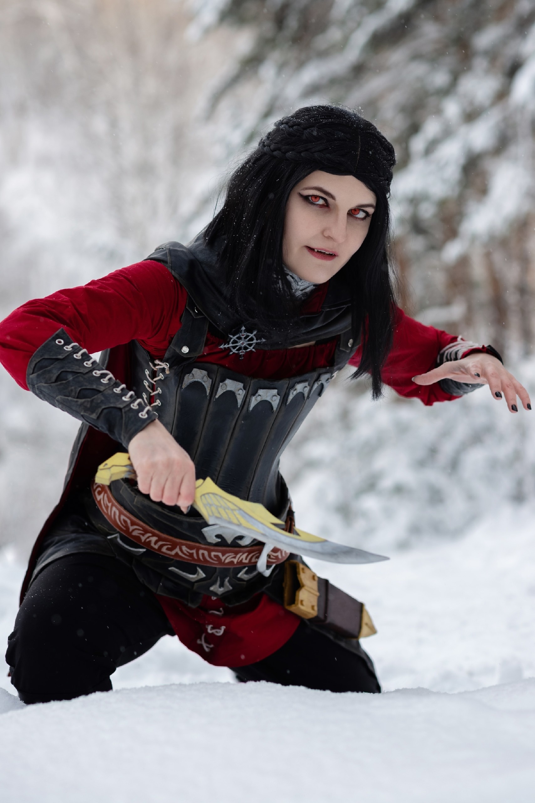Серана из Skyrim: мрачный косплей вампирши