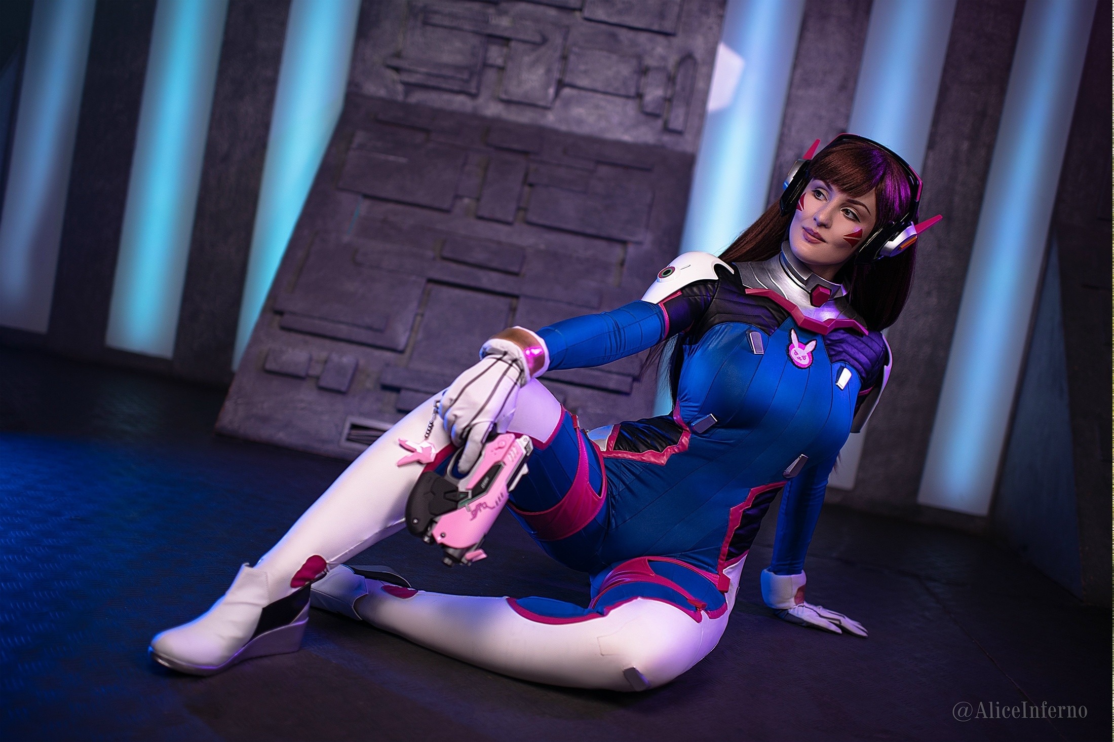 D.Va из Overwatch: косплей с вайбом победы