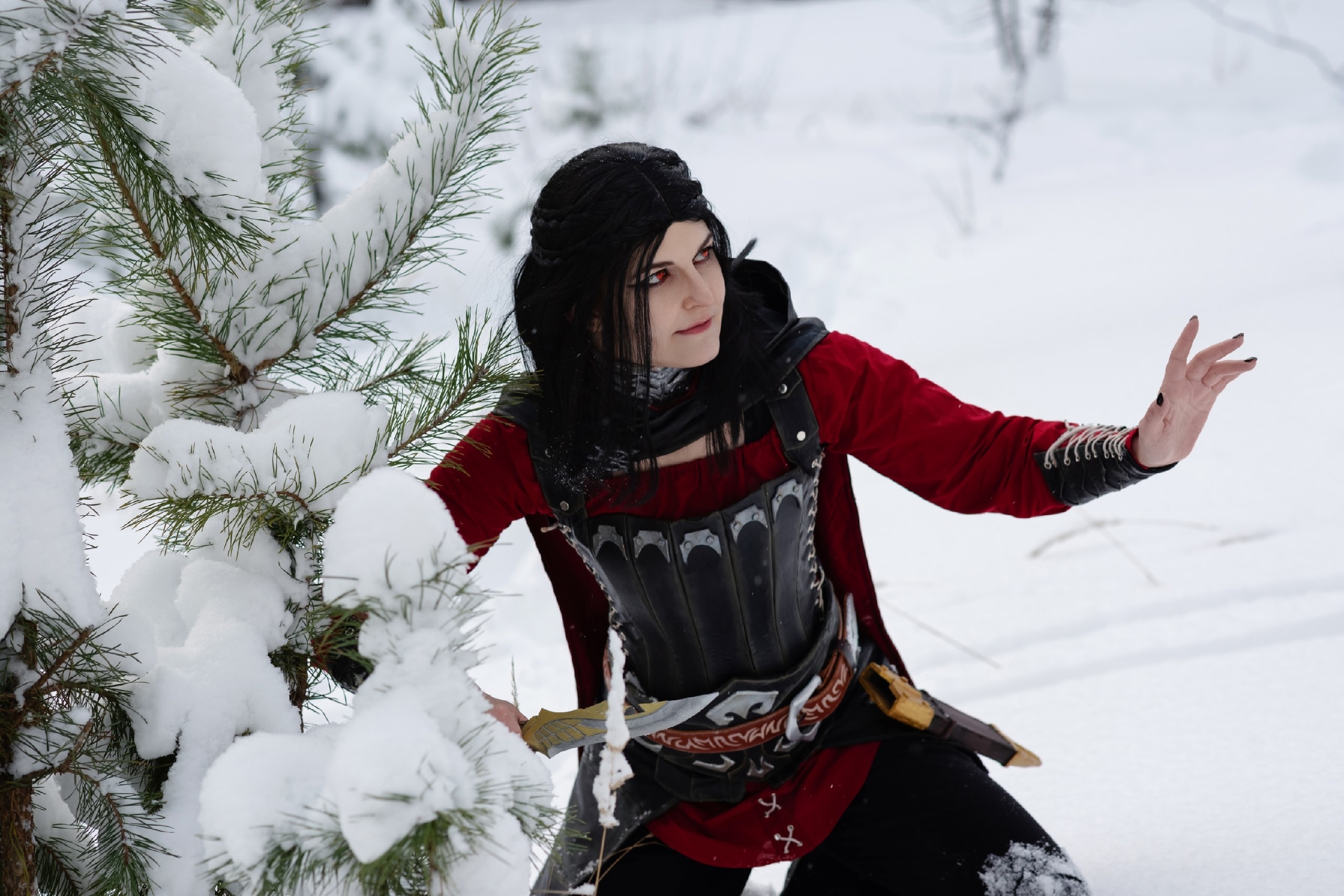 Серана из Skyrim: мрачный косплей вампирши