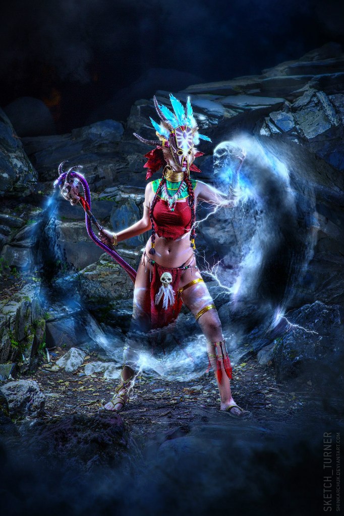 Знахарь из Diablo III: мрачный косплей с магией