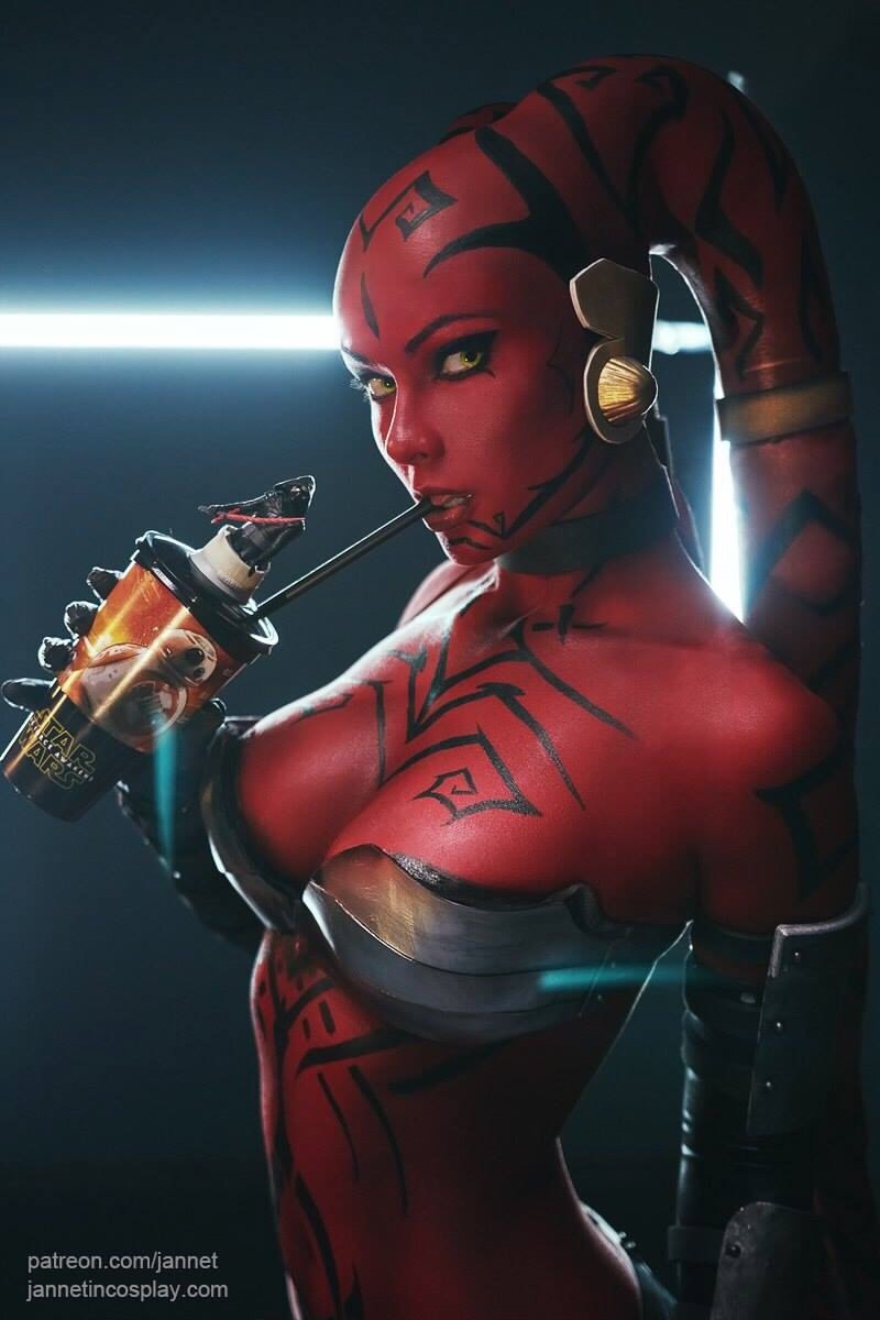 Дарт Талон из Star Wars: косплей владычицы тьмы