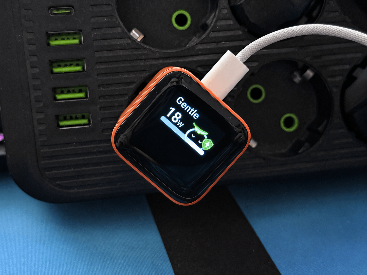 Anker Nano 45W Smart Display