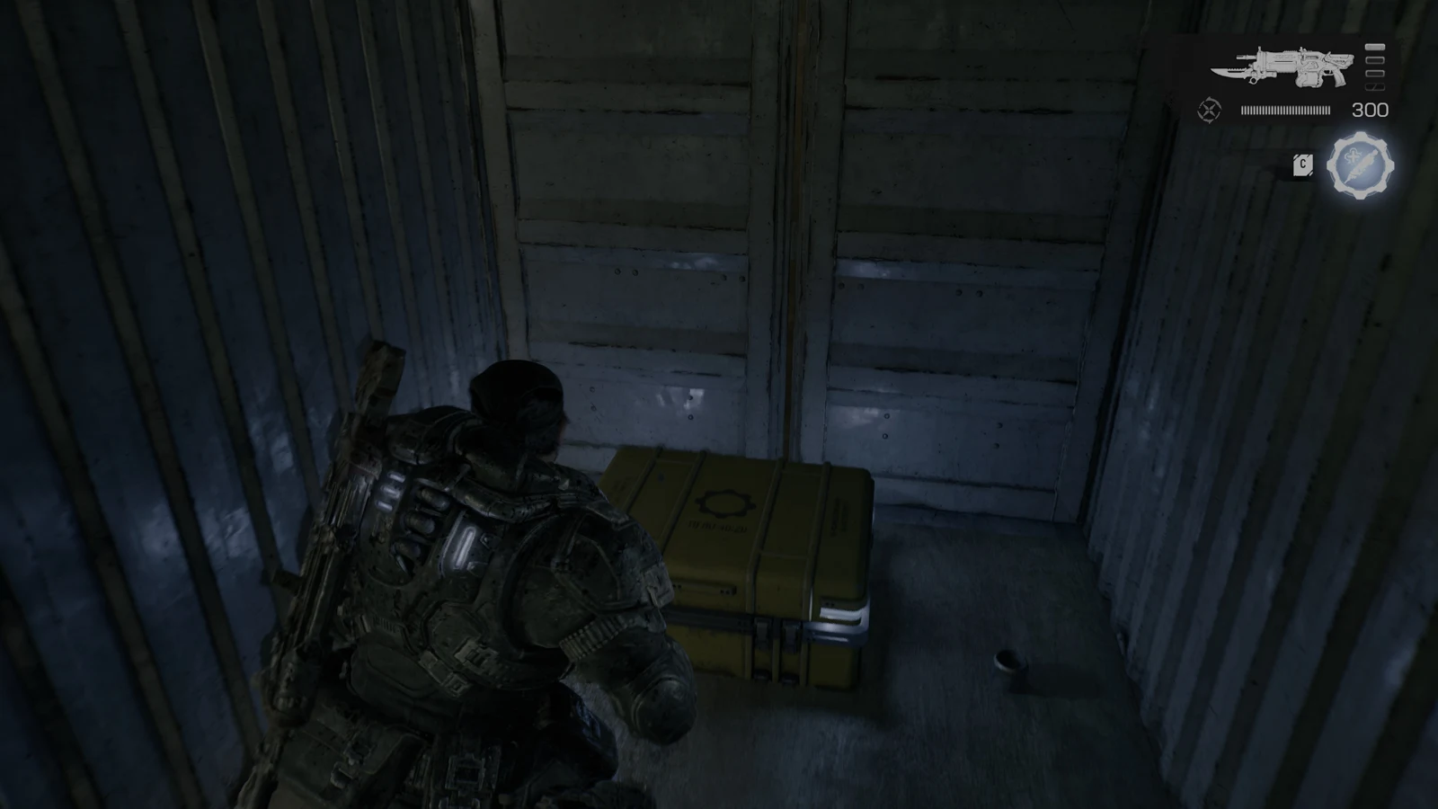 Жёлтый кейс в тёмной кладовой — Gears of War: E-Day