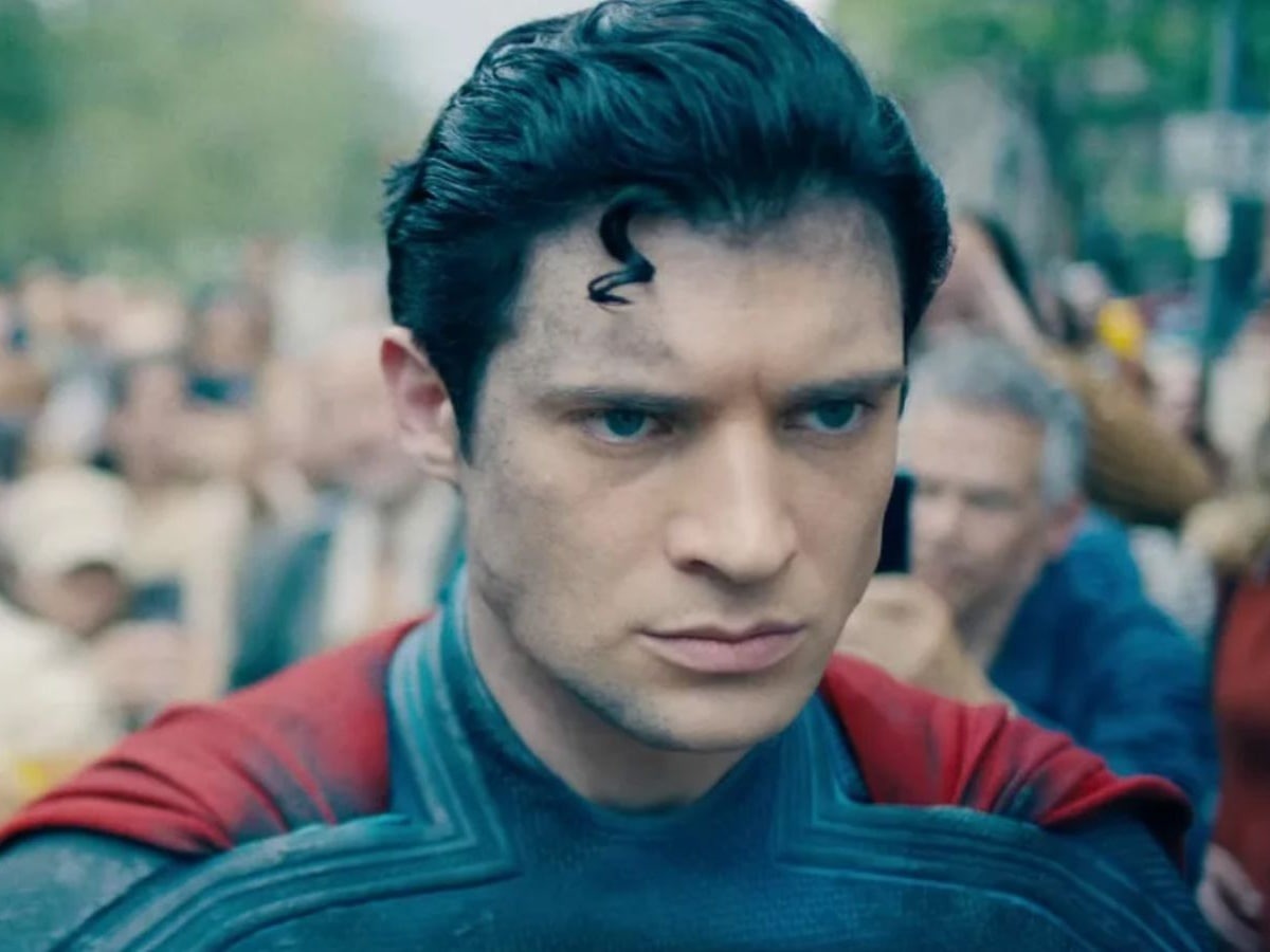 Paramount хочет надолго сохранить Дэвида Коренсвета в DC