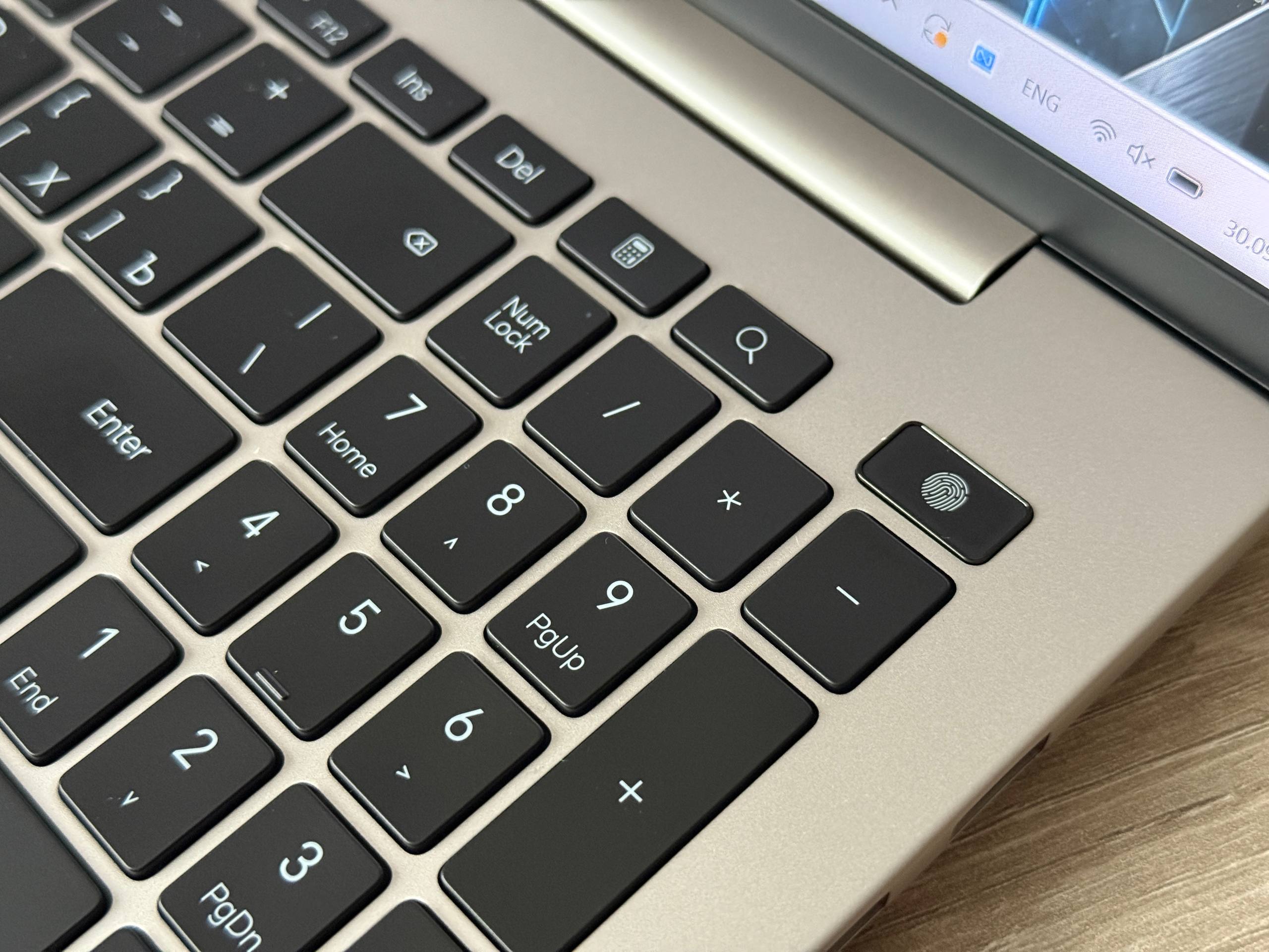 HONOR MagicBook 16 2026