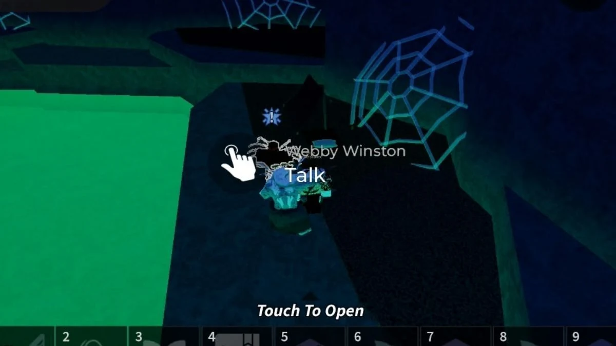 Webby Winston возле паутины Webridden Cavern